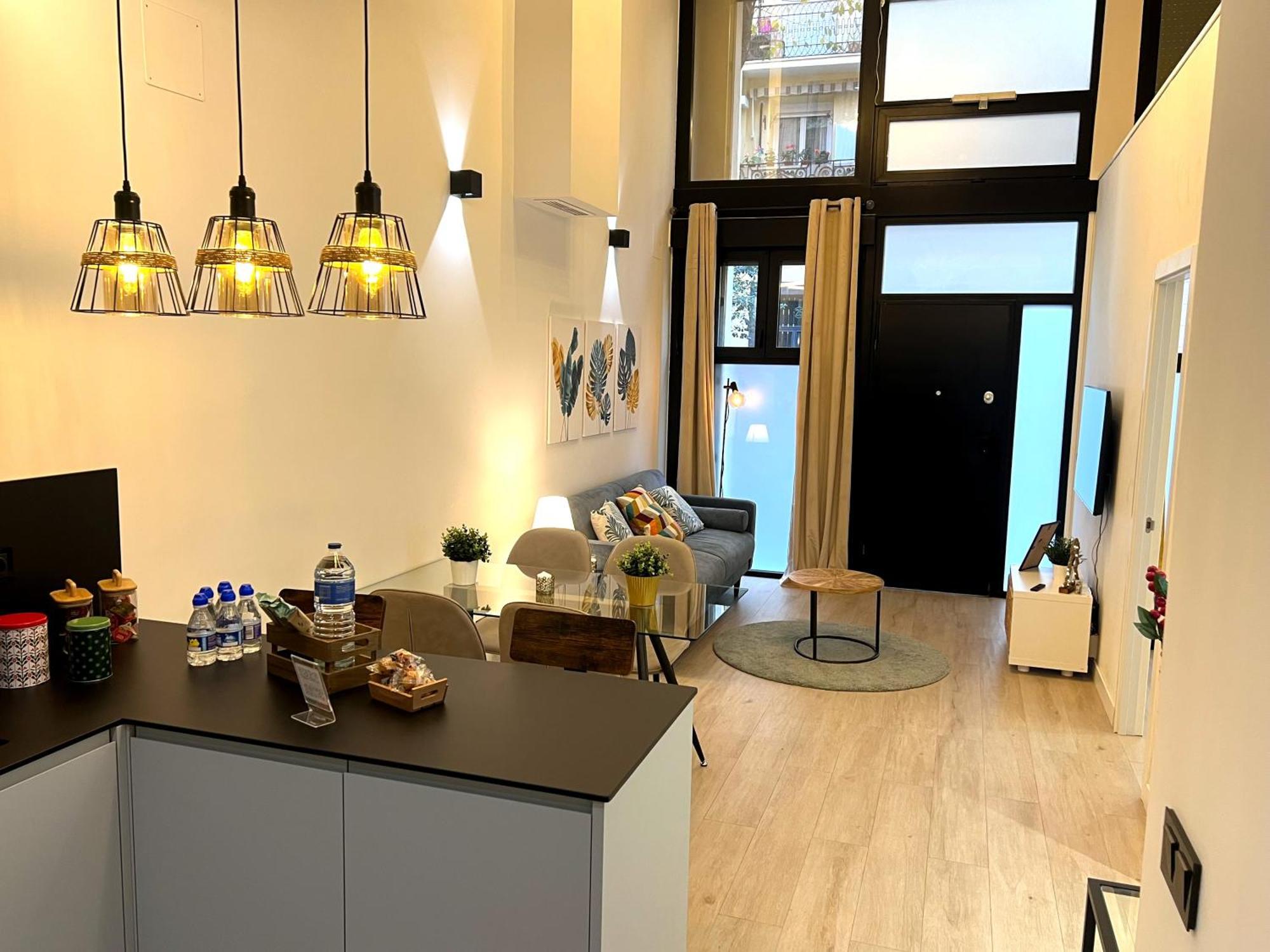 Duplex Moderno Y Acogedor Junto A Atocha Daire Madrid Dış mekan fotoğraf