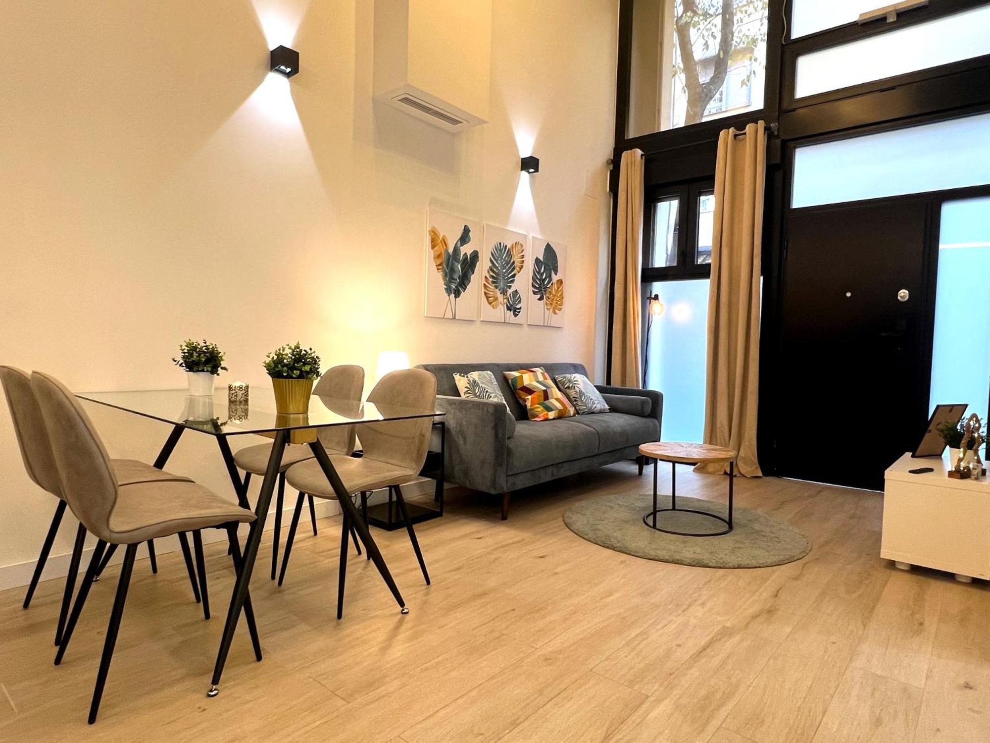Duplex Moderno Y Acogedor Junto A Atocha Daire Madrid Dış mekan fotoğraf