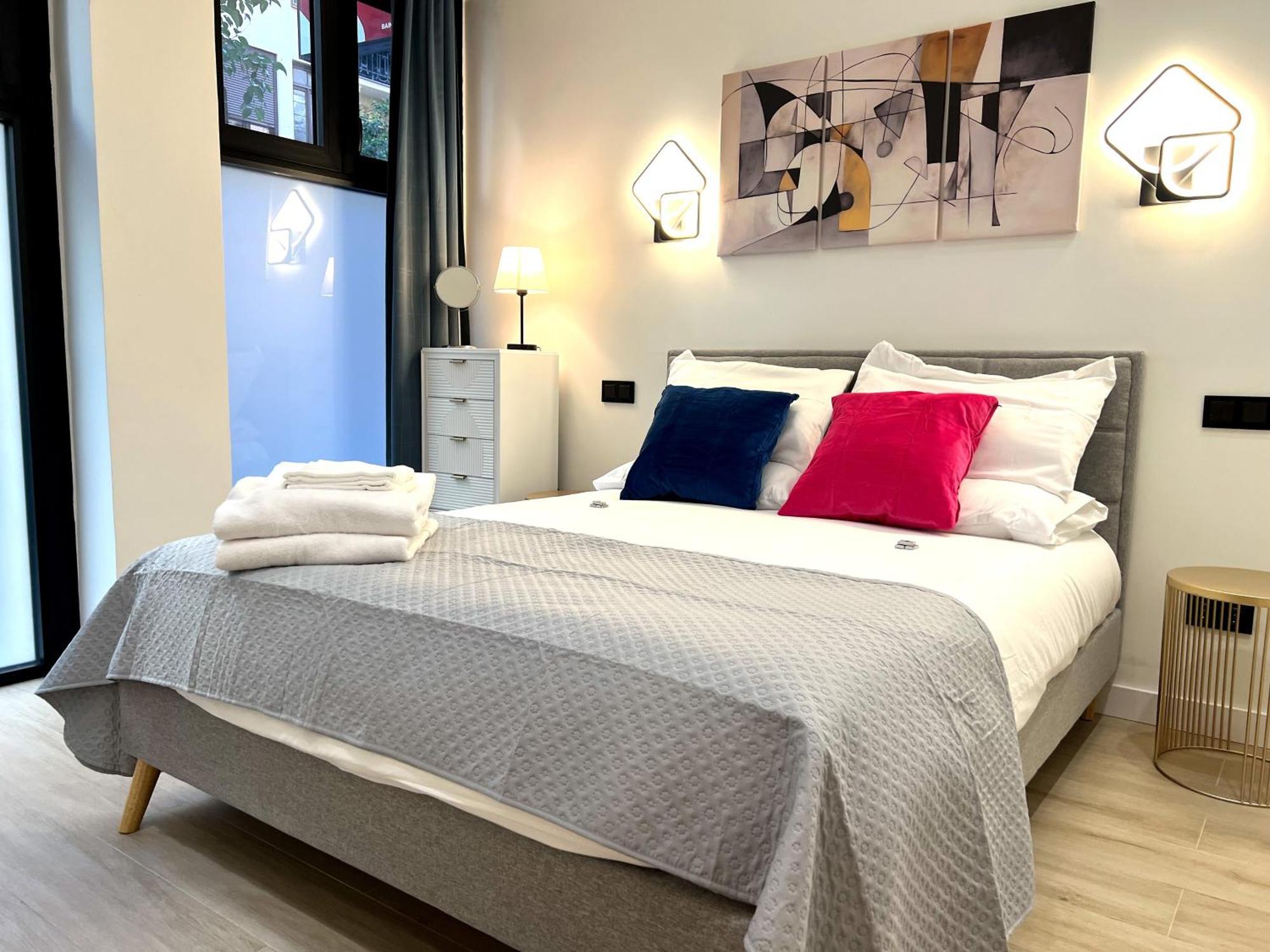 Duplex Moderno Y Acogedor Junto A Atocha Daire Madrid Dış mekan fotoğraf